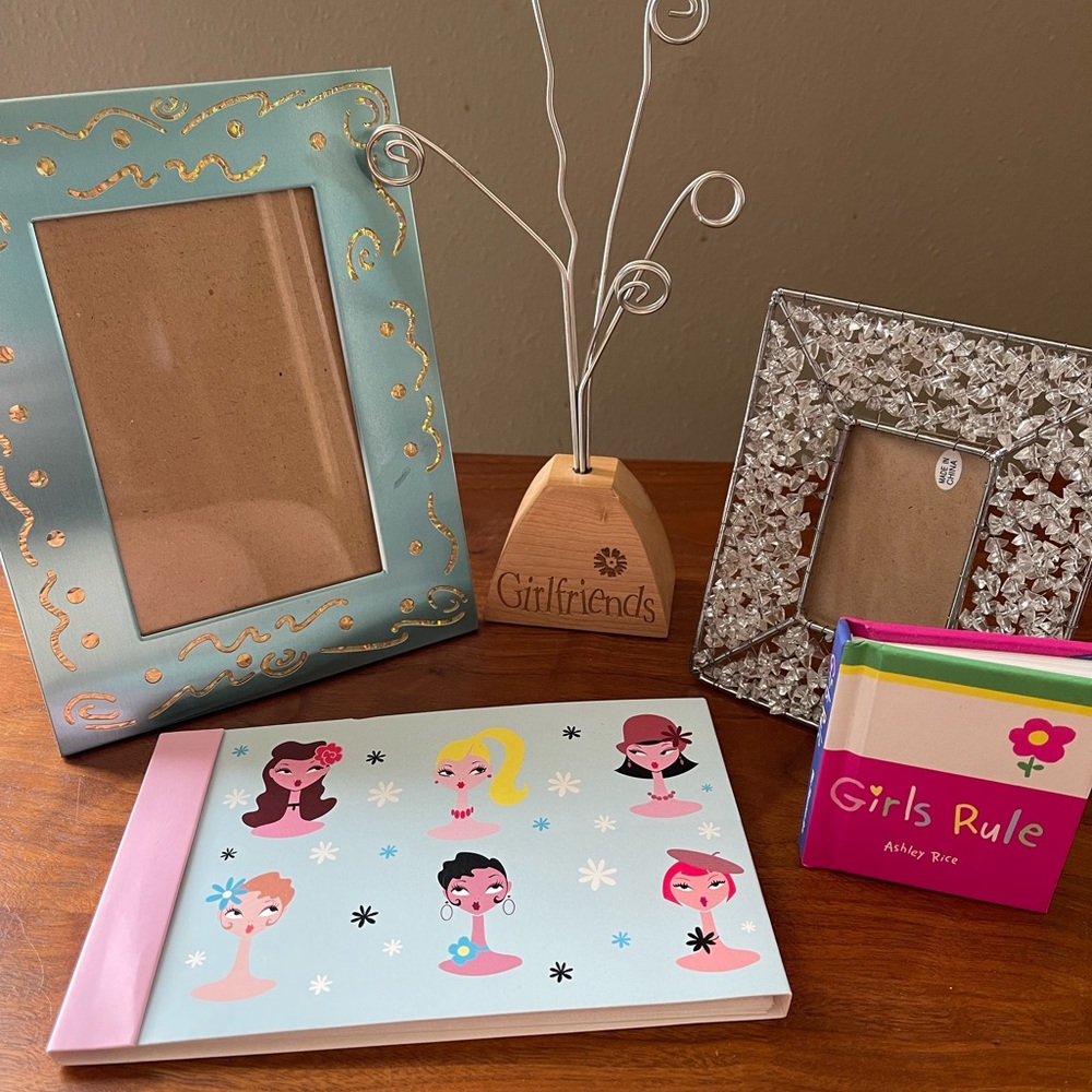 Decorative Picture Frames, Holder and Album Set for that special tween/teen.